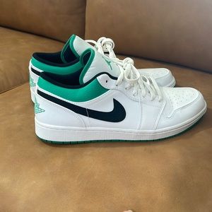 Air horda 1 low “White Lucky”